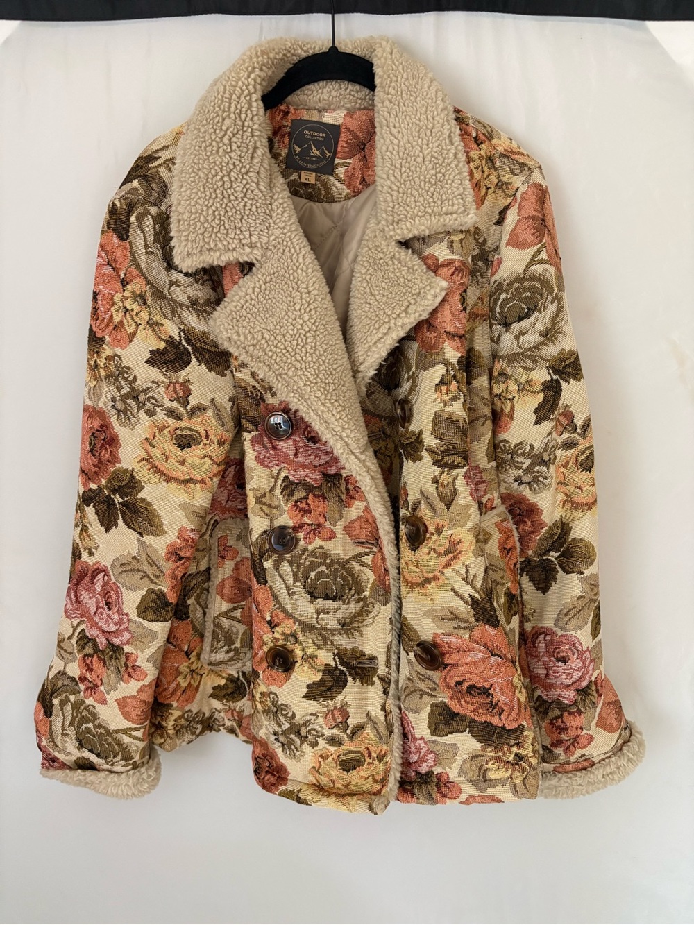 Vintage Floral Sherpa-Lined Women's Coat in Multicolor